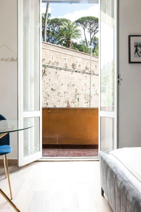 Serendipity Vatican Door House Рим Экстерьер фото