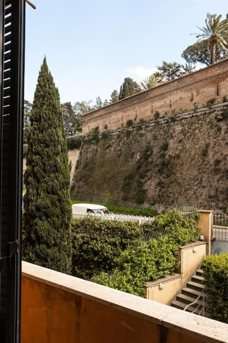 Serendipity Vatican Door House Рим Экстерьер фото